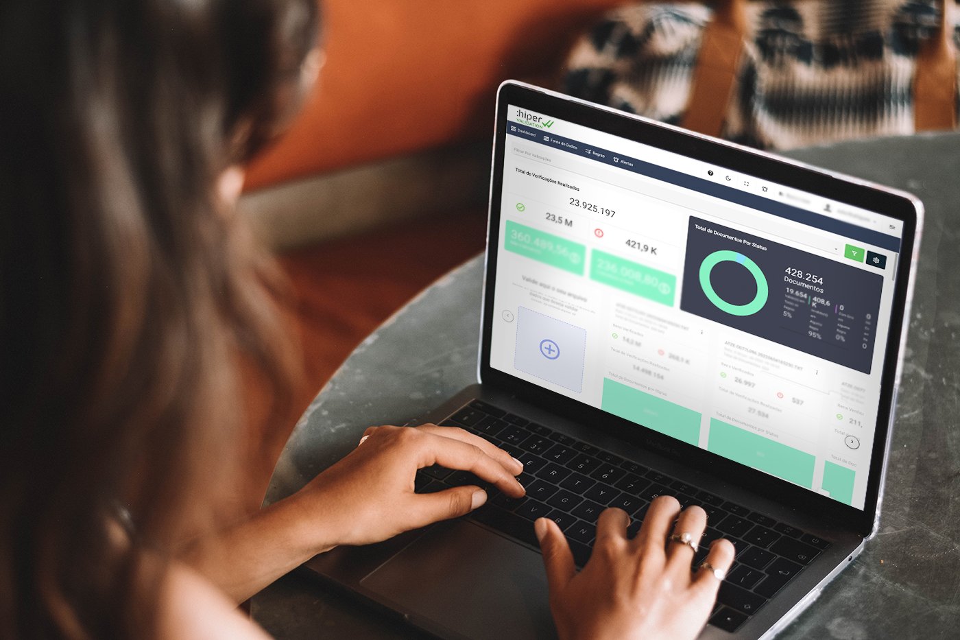 Jornada do dado financeiro como alavancar a inteligencia de negocios e reduzir o risco da sua operacao financeira com o hiperVALIDATION