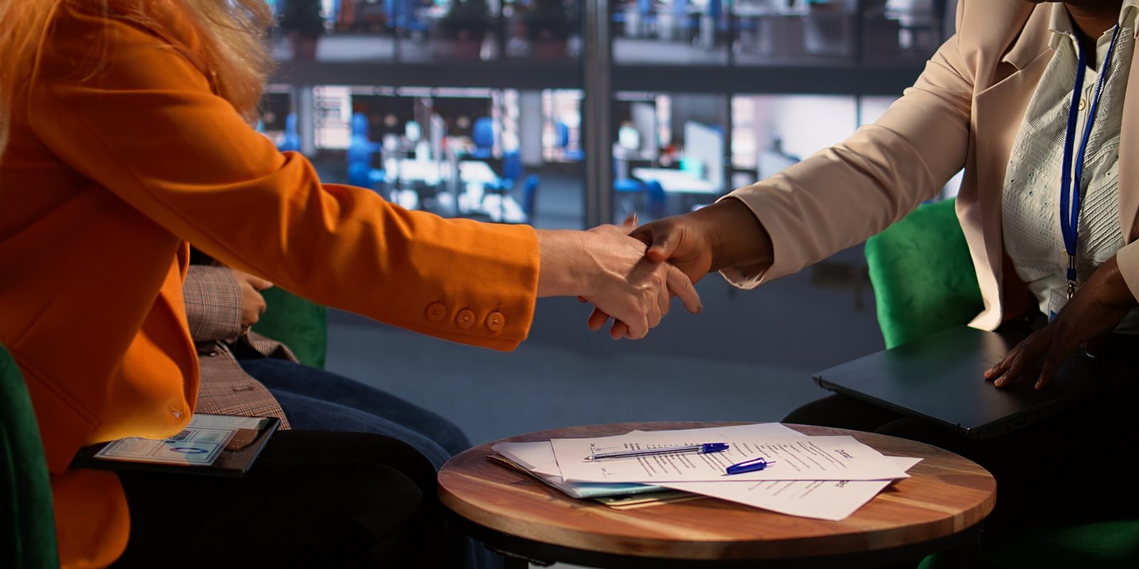 BCB resoluções 475 e 476: Transformando conformidade em captação de clientes. BCB resoluções 475 e 476: Transformando conformidade em captação de clientes.